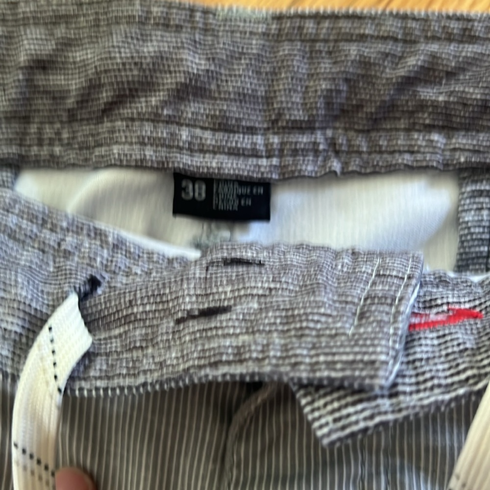 Sz38 O'Neill Gray and Blue Flat Front Shorts - Picture 4 of 5